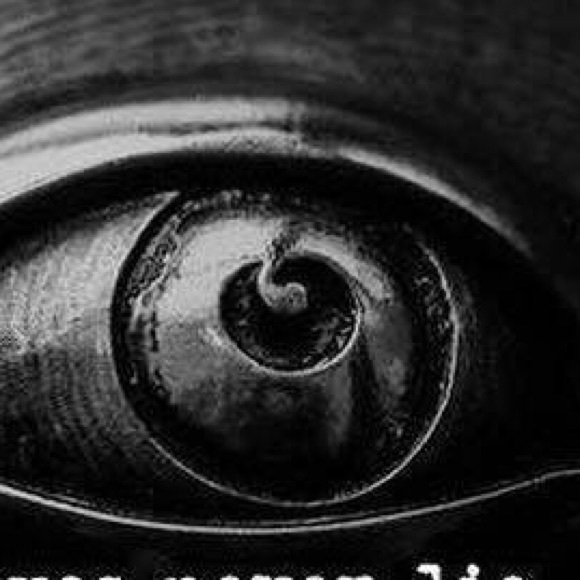 Meet your Posher, Beth - Picture 1 of 1